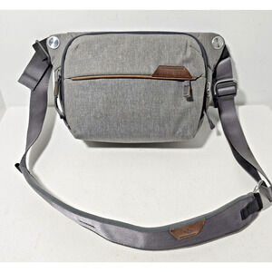 Peak Design Ash Gray Everyday Sling 3L Weatherproof Camera Bag